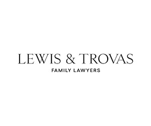 _0027_Lewis & Trovas